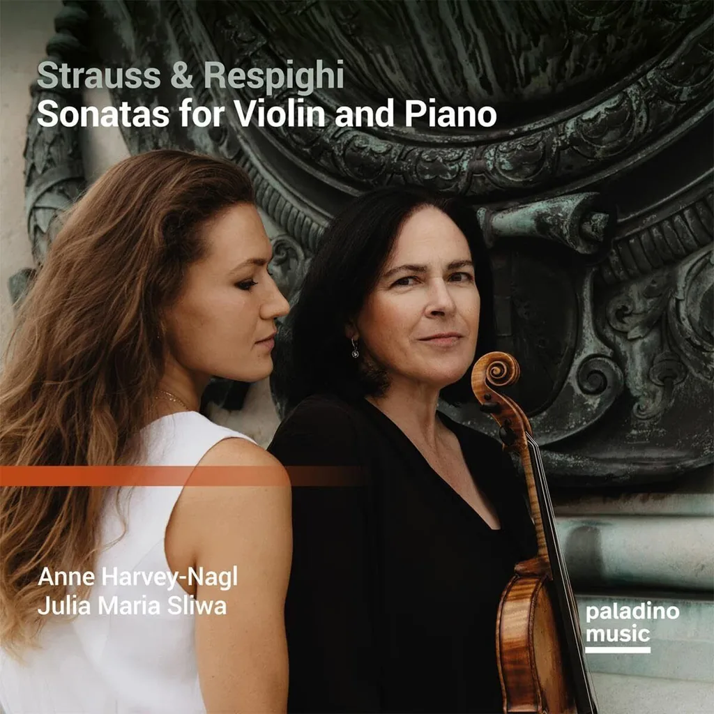 Julia Maria Sliwa und Anne Harvey-Nagl